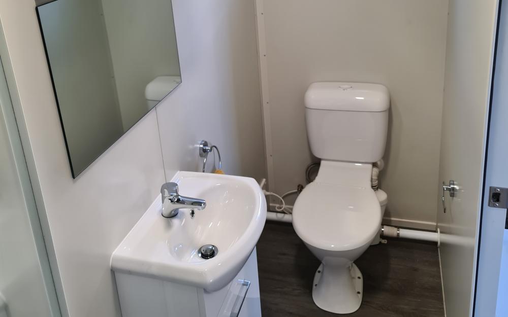 Karaka ensuite